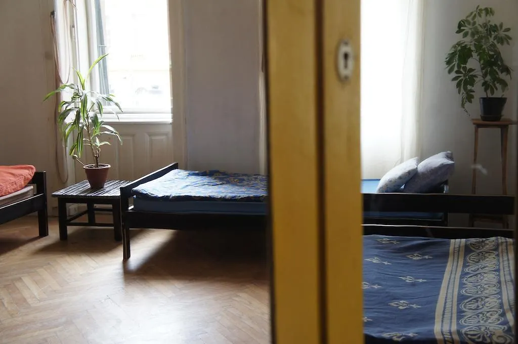 부다페스트 Minoo House 호스텔 0*,  헝가리
